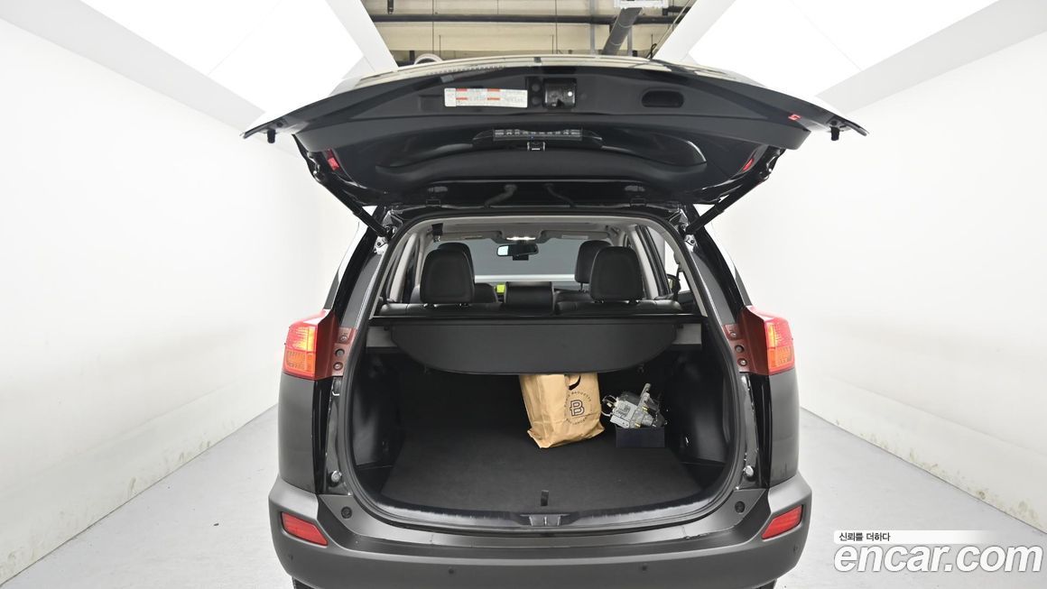 Toyota RAV4 2015