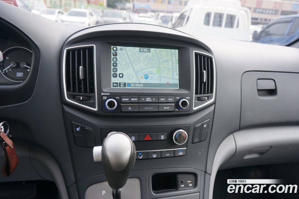 Hyundai Starex 2019