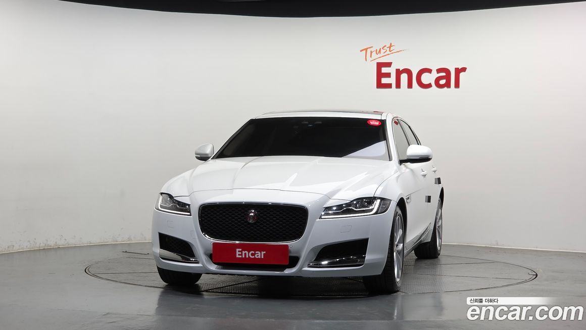 Jaguar XF 2019