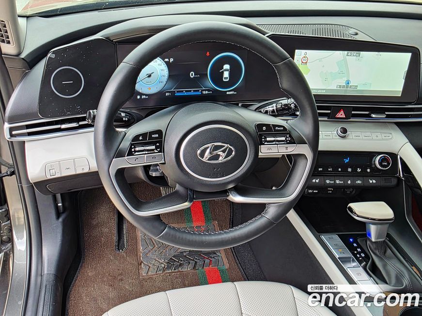 Hyundai AVANTE 2023