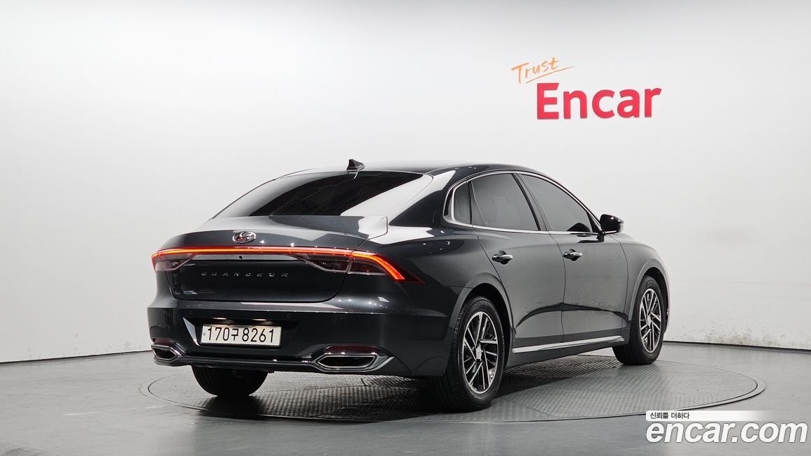 Hyundai Grandeur 2022