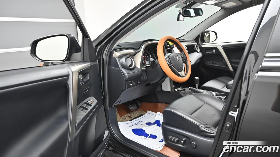 Toyota RAV4 2015