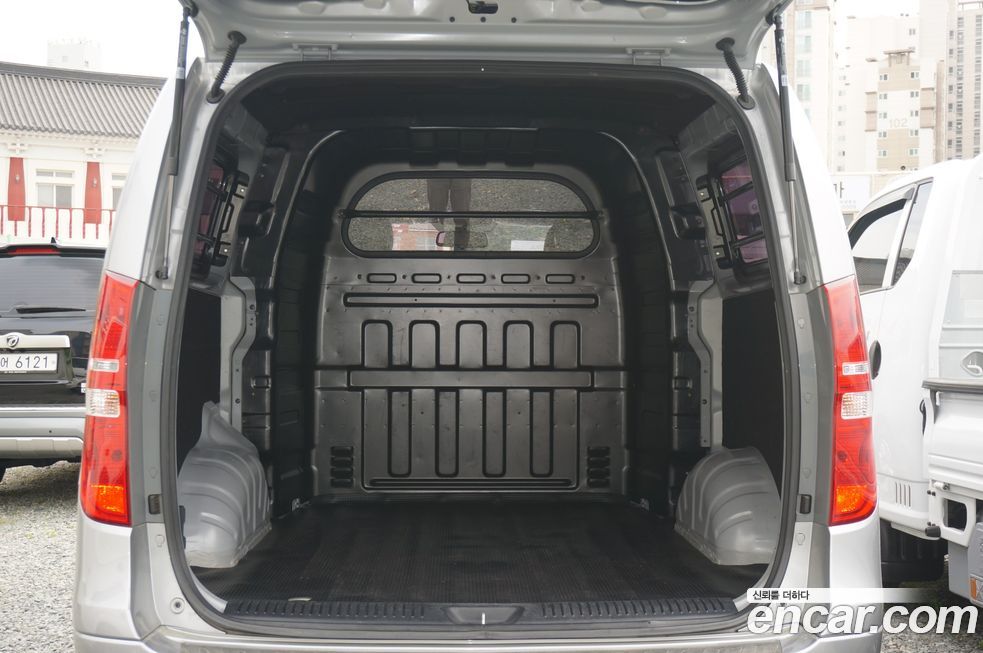 Hyundai Starex 2019