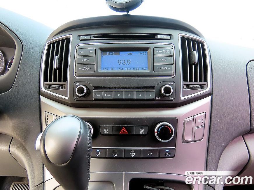 Hyundai Starex 2021
