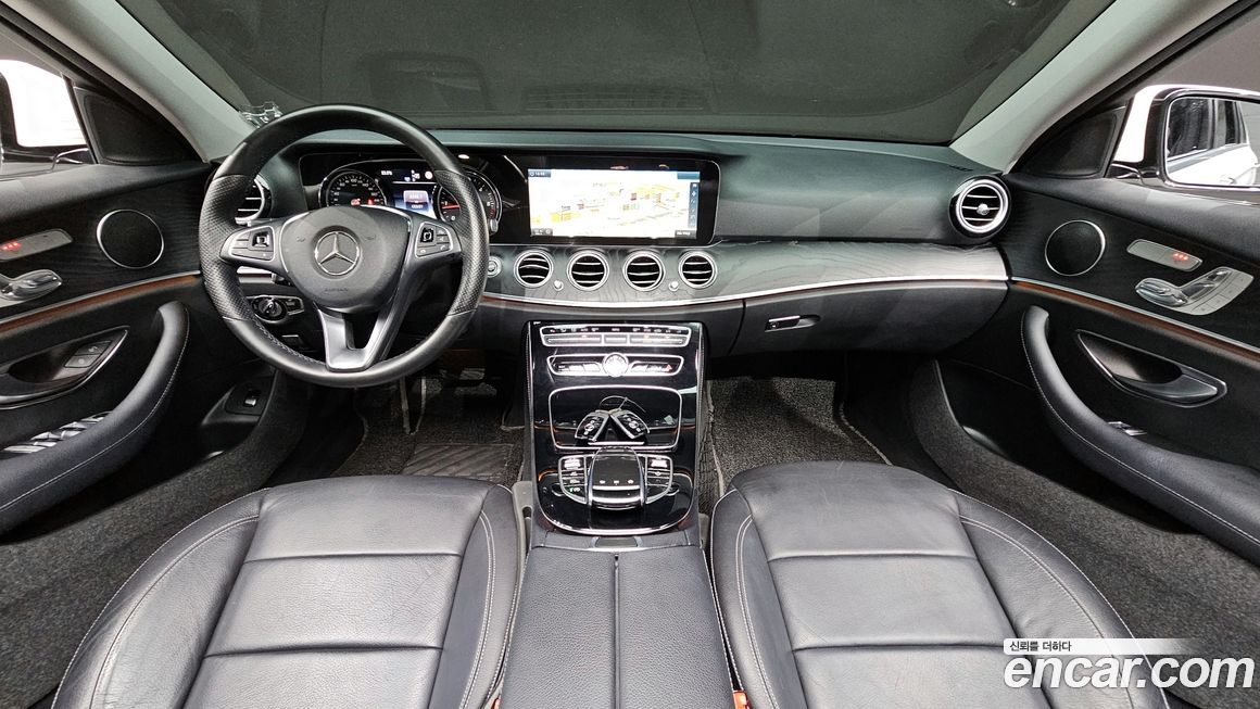 Mercedes-Benz E-Class 2017