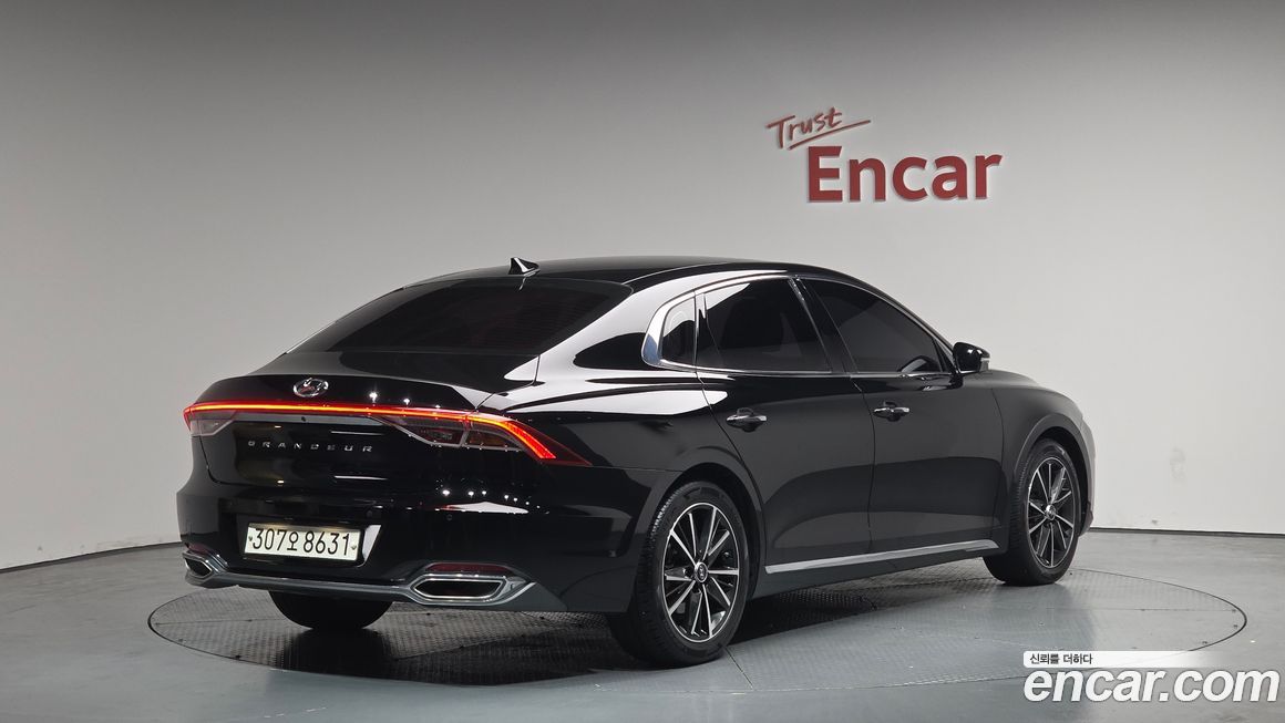 Hyundai Grandeur 2020