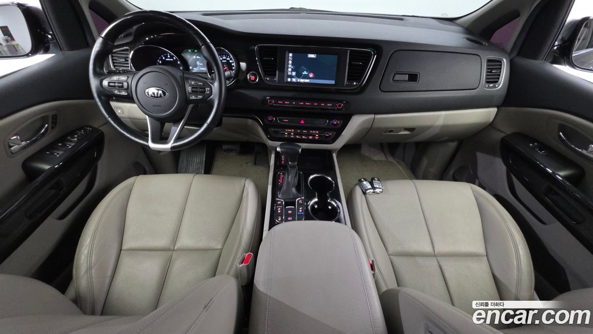 Kia Canival 2020
