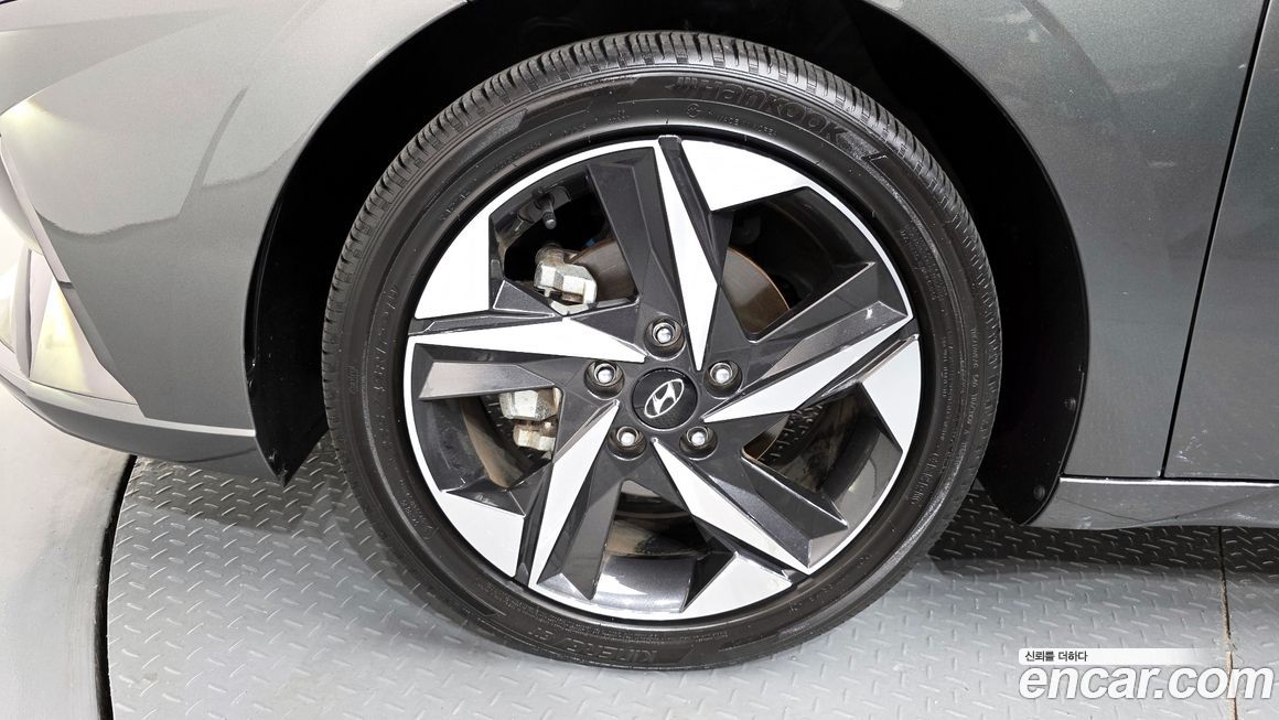 Hyundai AVANTE 2023