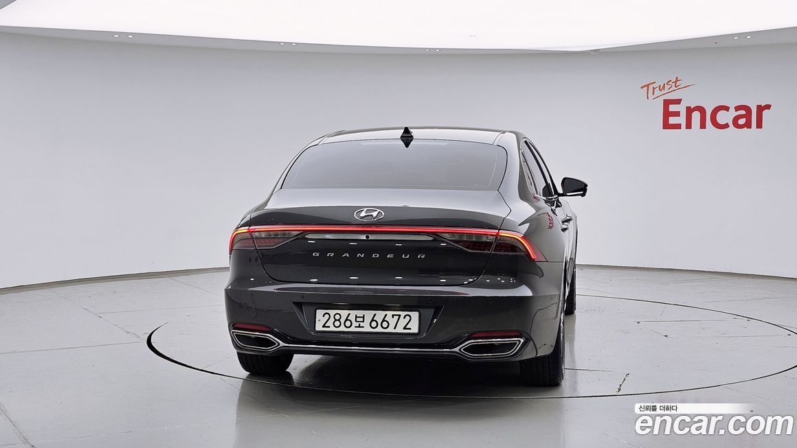 Hyundai Grandeur 2022