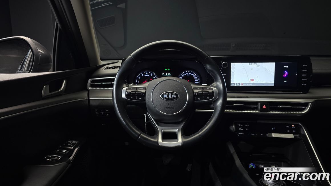 Kia K5 2021