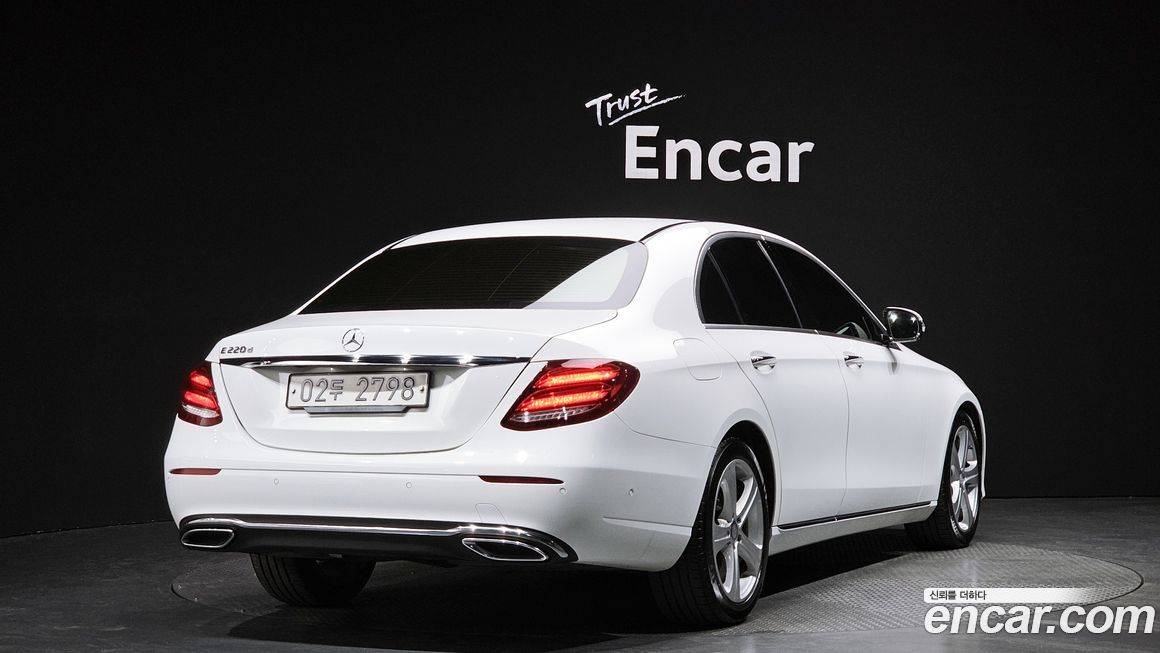Mercedes-Benz E-Class 2017