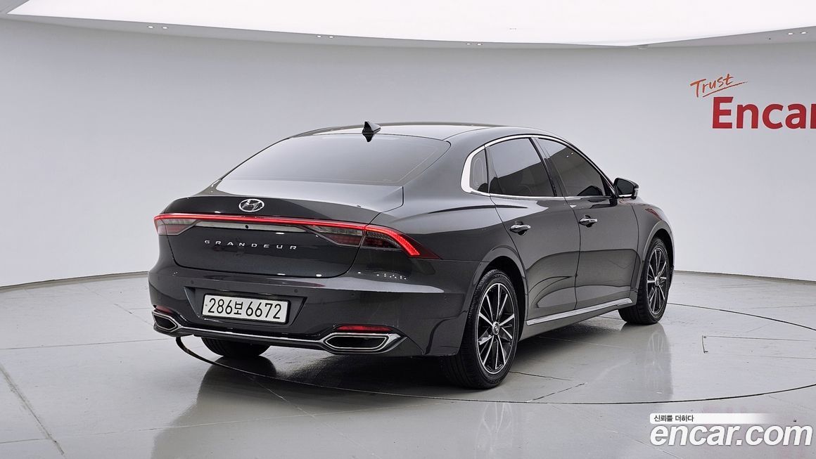 Hyundai Grandeur 2022