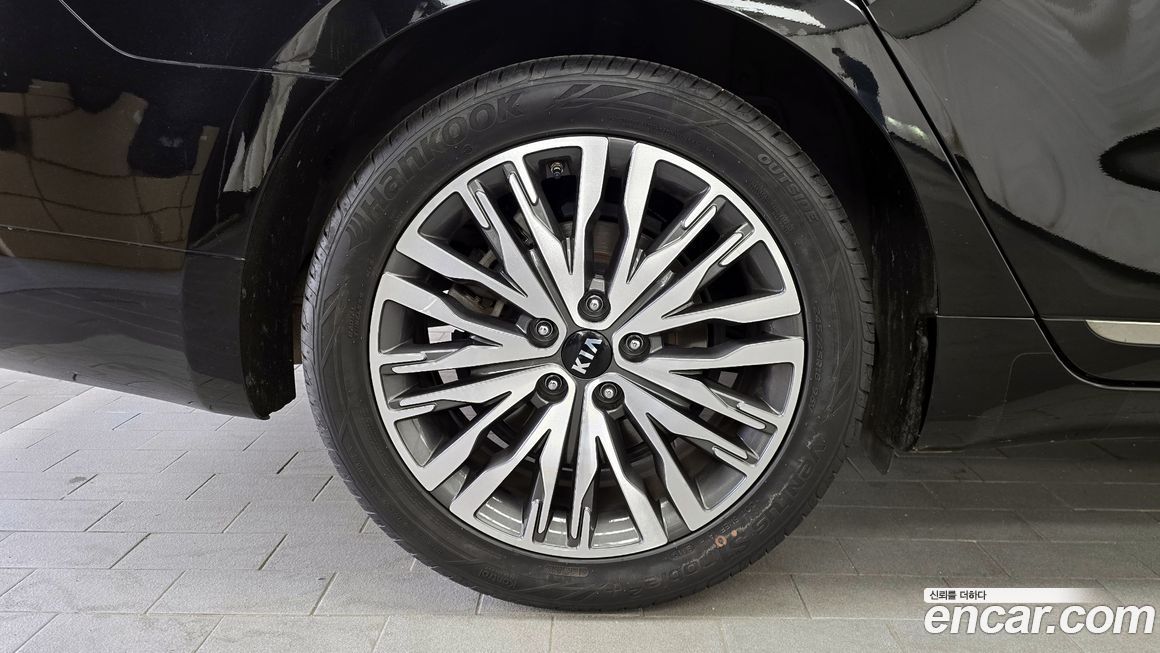 Kia K7 2020