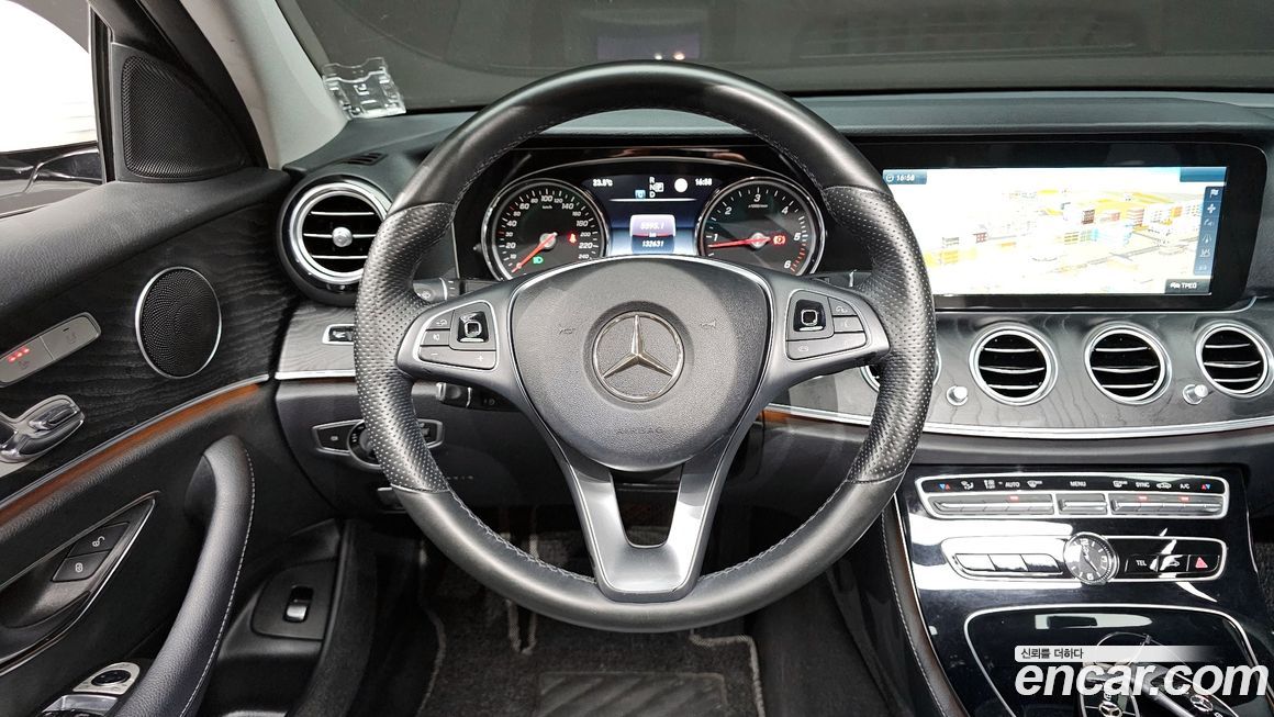 Mercedes-Benz E-Class 2017