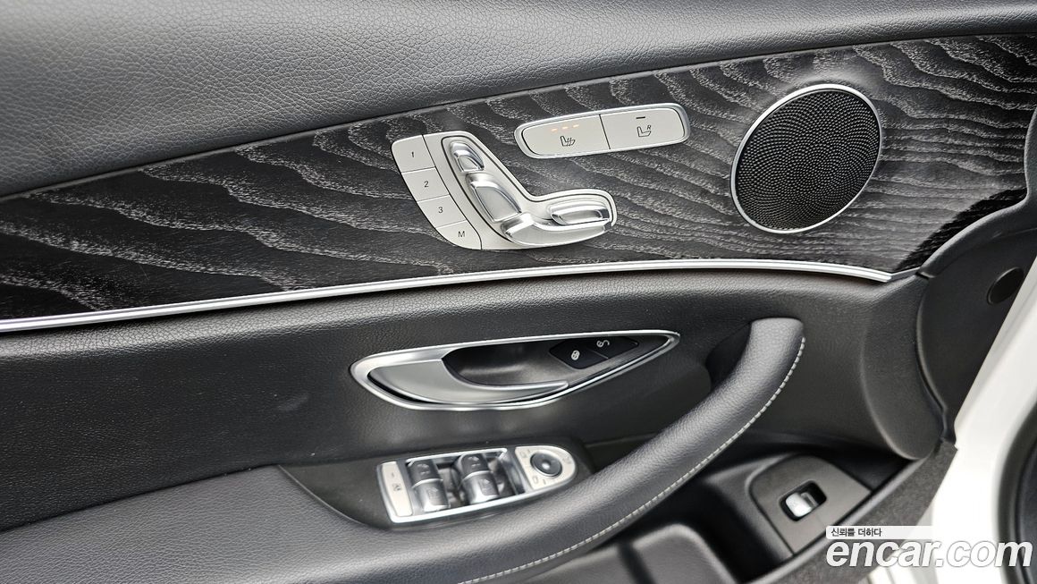 Mercedes-Benz E-Class 2017