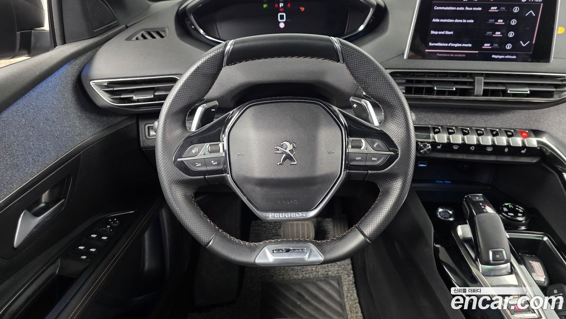 Peugeot 5008 2021
