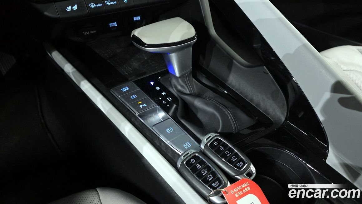 Hyundai AVANTE 2021