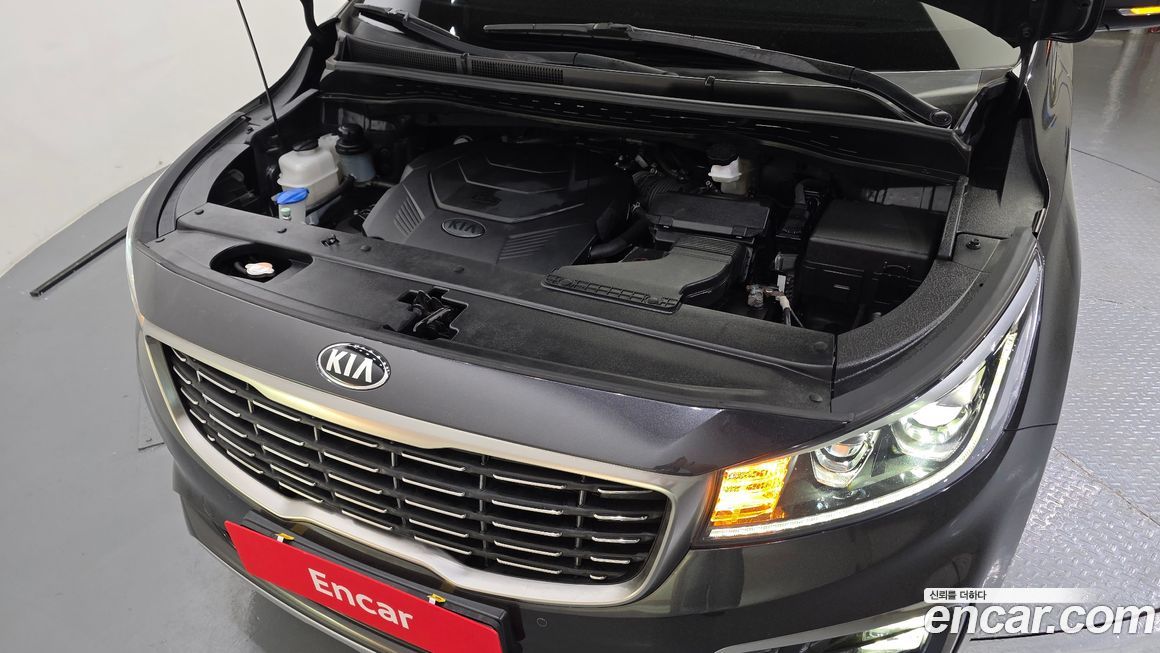 Kia Canival 2020