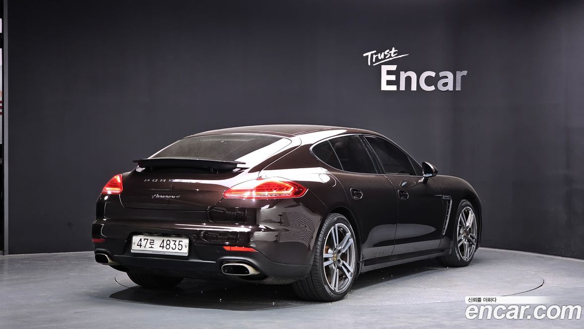 Porsche Panamera 2015