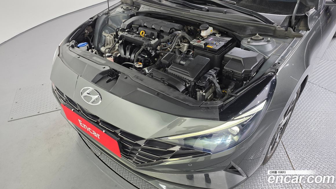 Hyundai AVANTE 2021