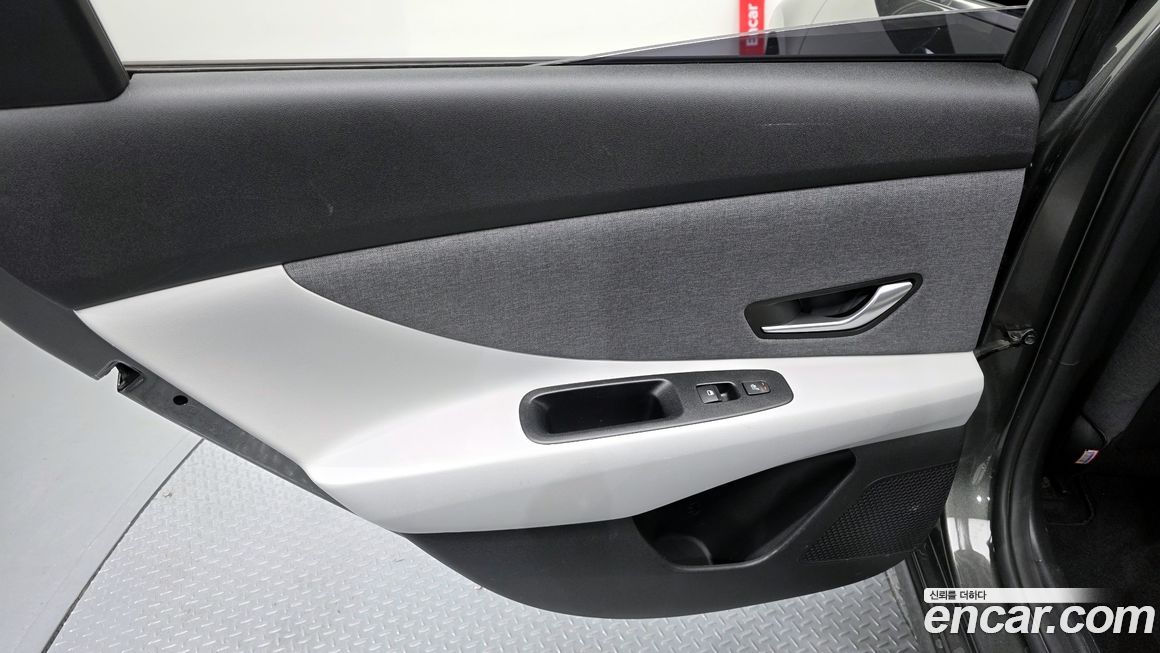 Hyundai AVANTE 2021