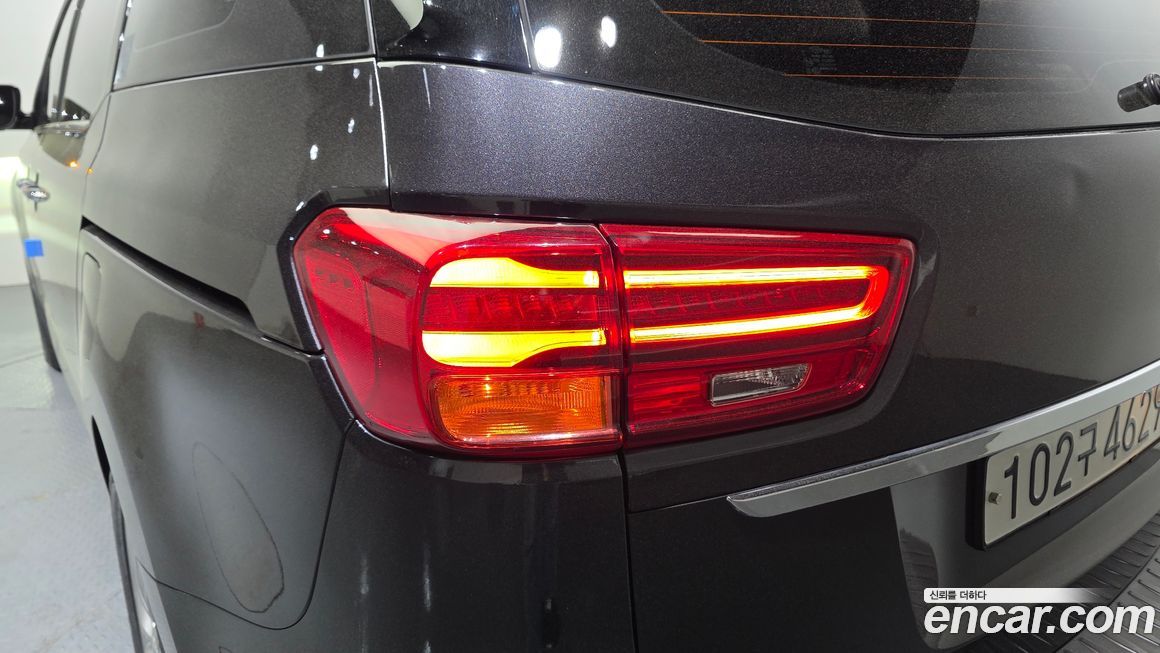 Kia Canival 2020