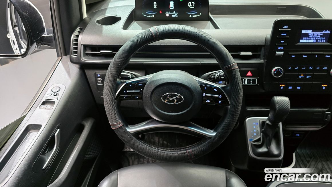 Hyundai Staria 2022