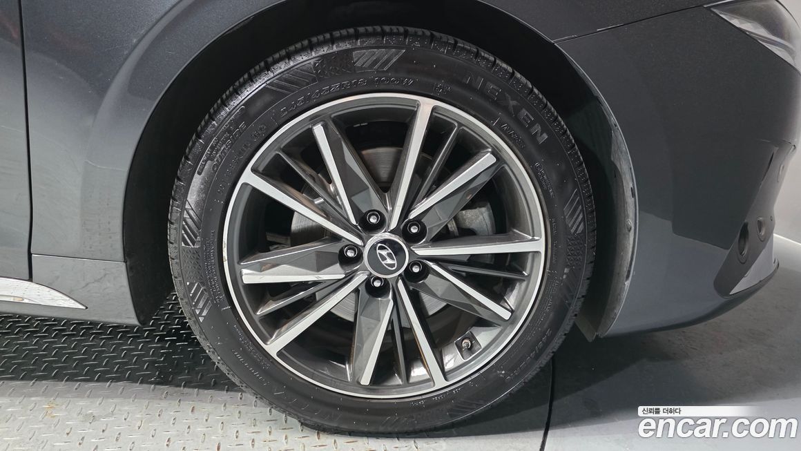 Hyundai Grandeur 2020
