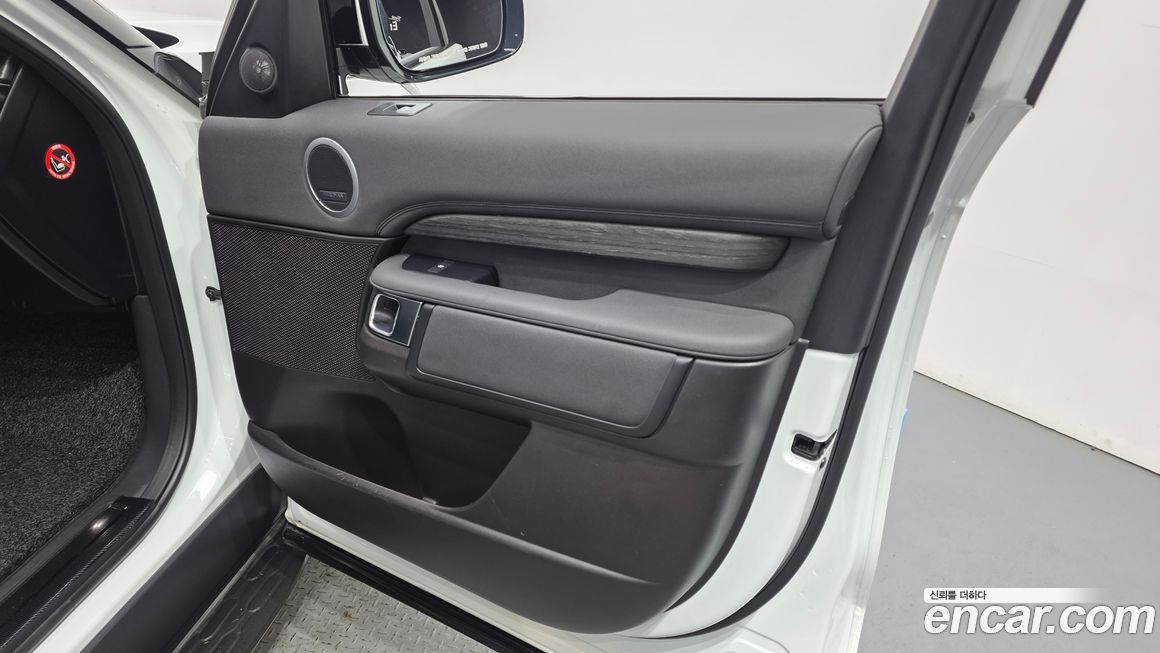 Land Rover Discovery 2017
