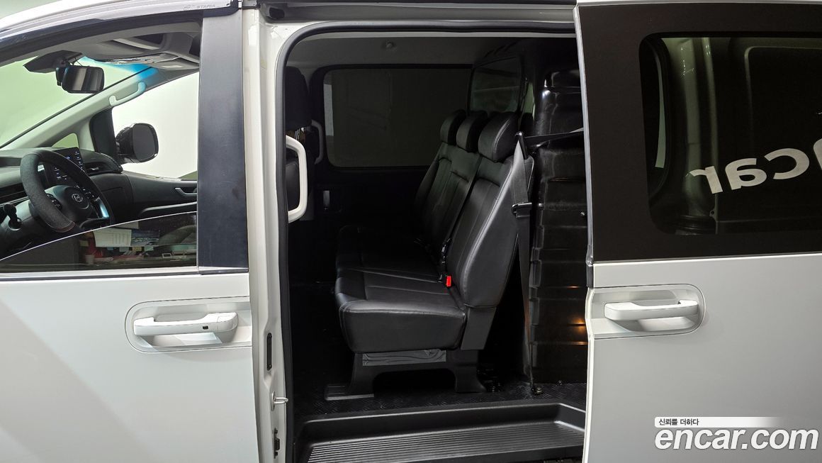 Hyundai Staria 2022