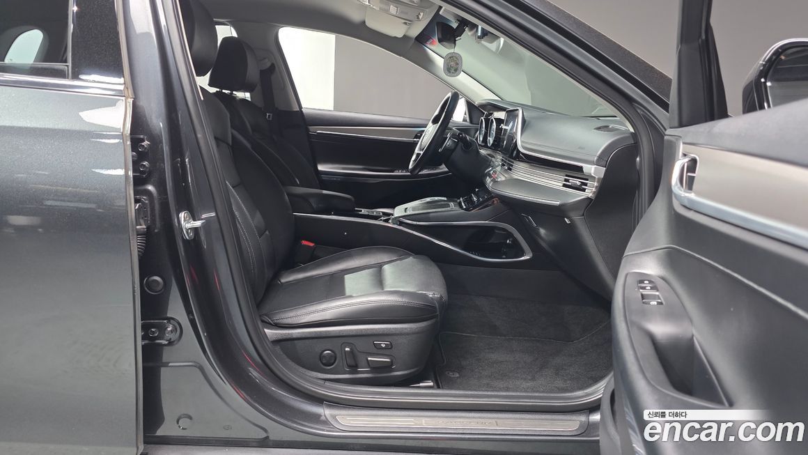 Hyundai Grandeur 2020