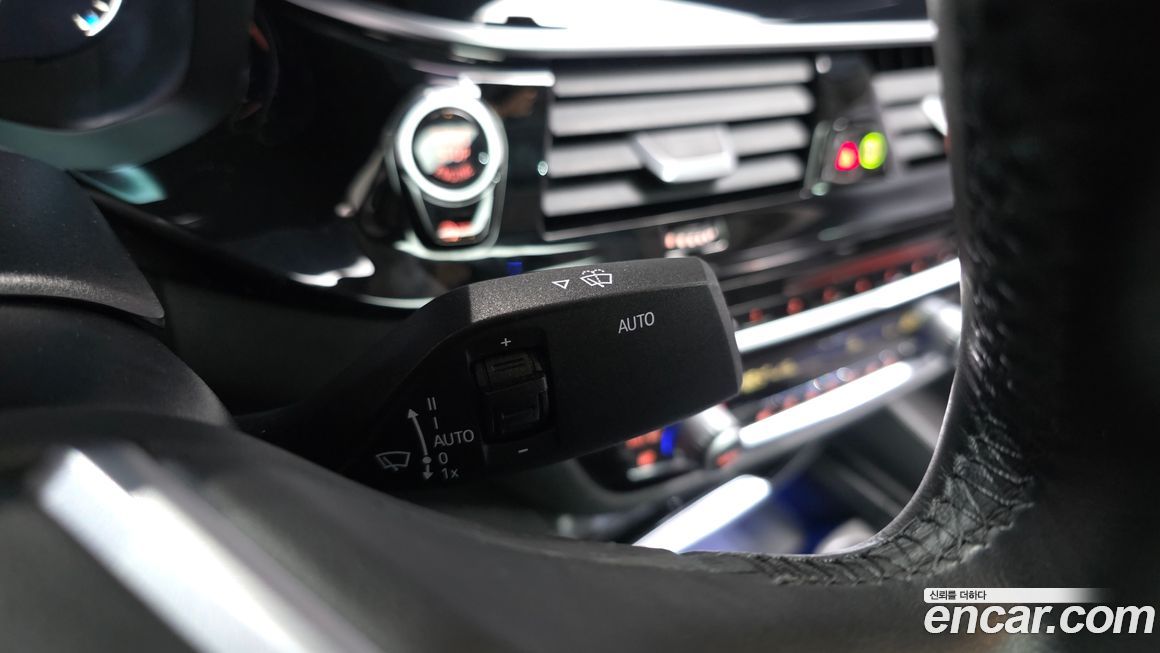BMW 5-Series 2019
