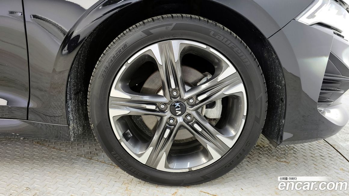 Kia K5 2021