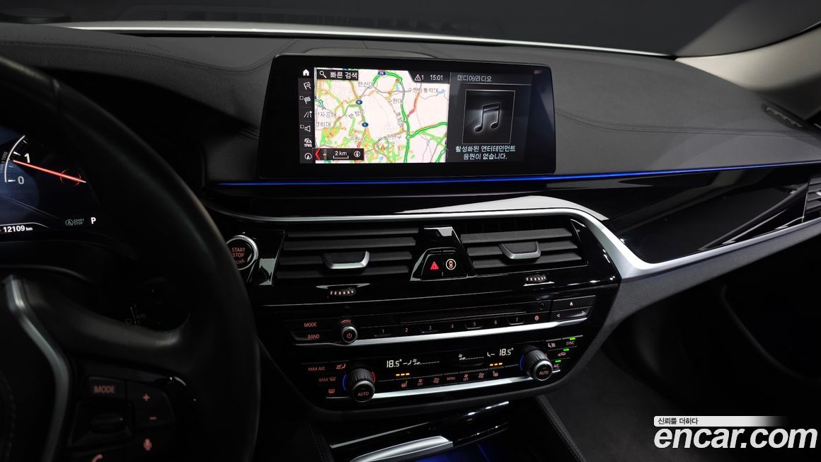 BMW 5-Series 2019