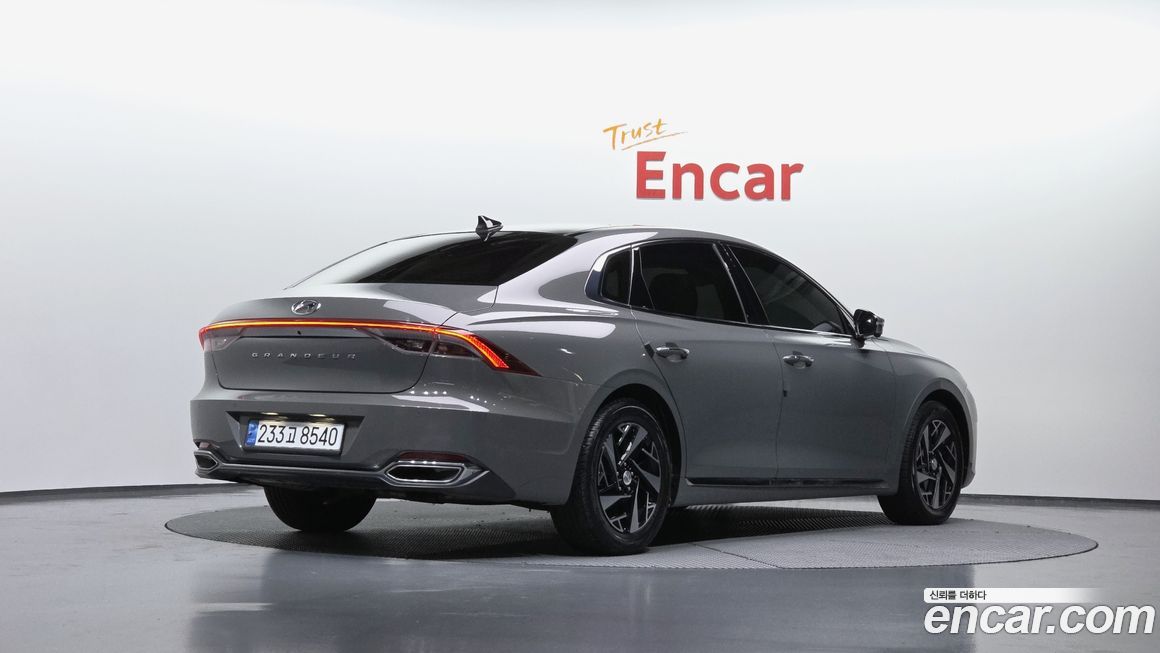 Hyundai Grandeur 2022