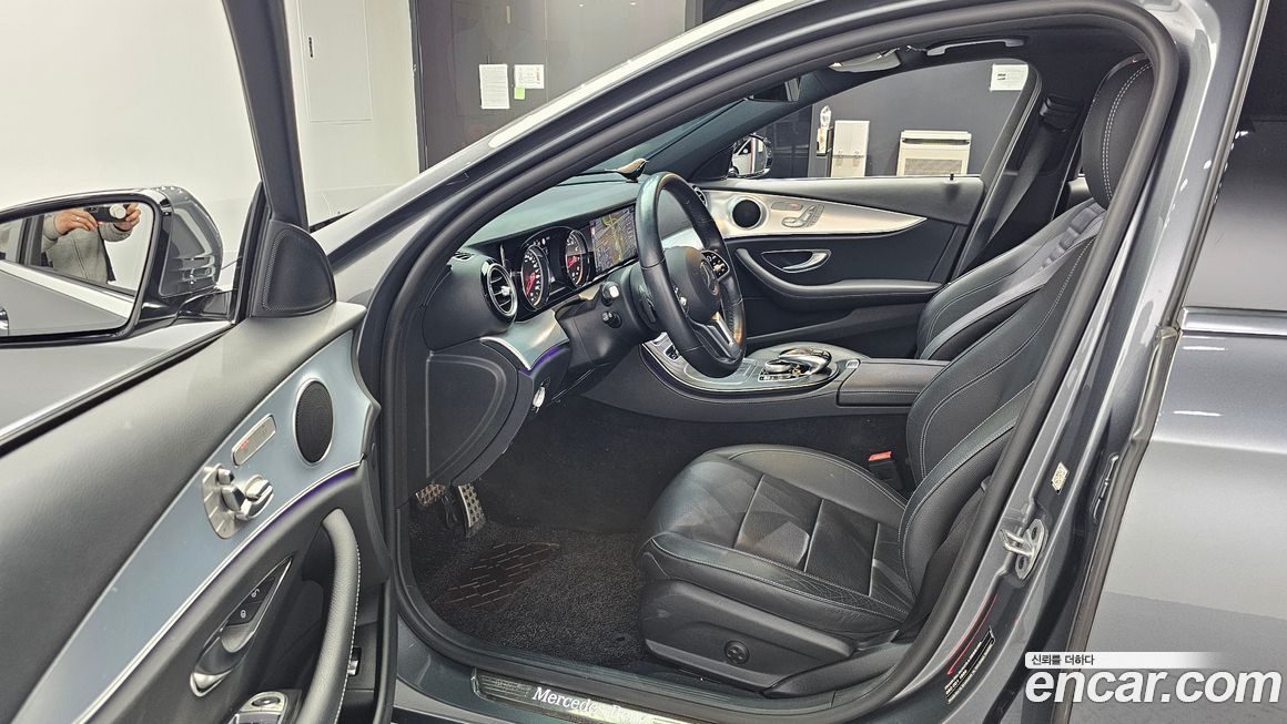 Mercedes-Benz E-Class 2020