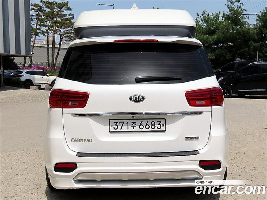 Kia Canival 2020