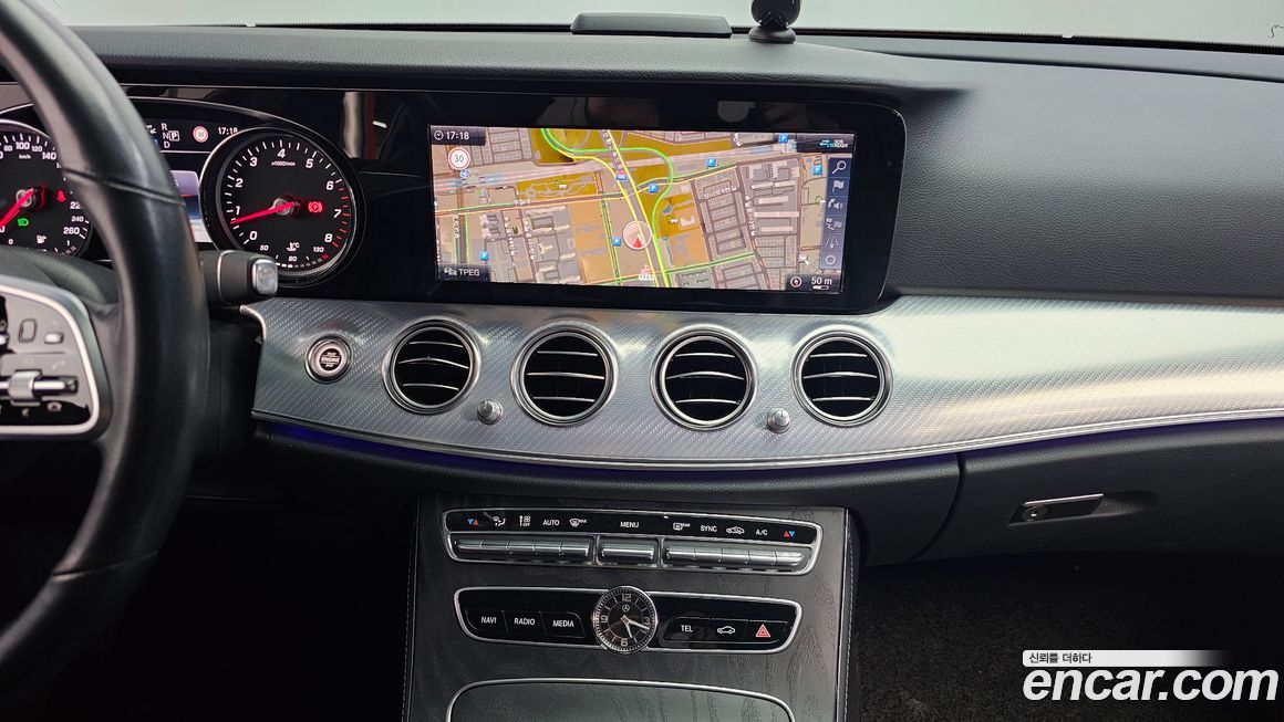Mercedes-Benz E-Class 2020