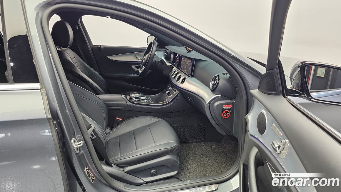Mercedes-Benz E-Class 2020