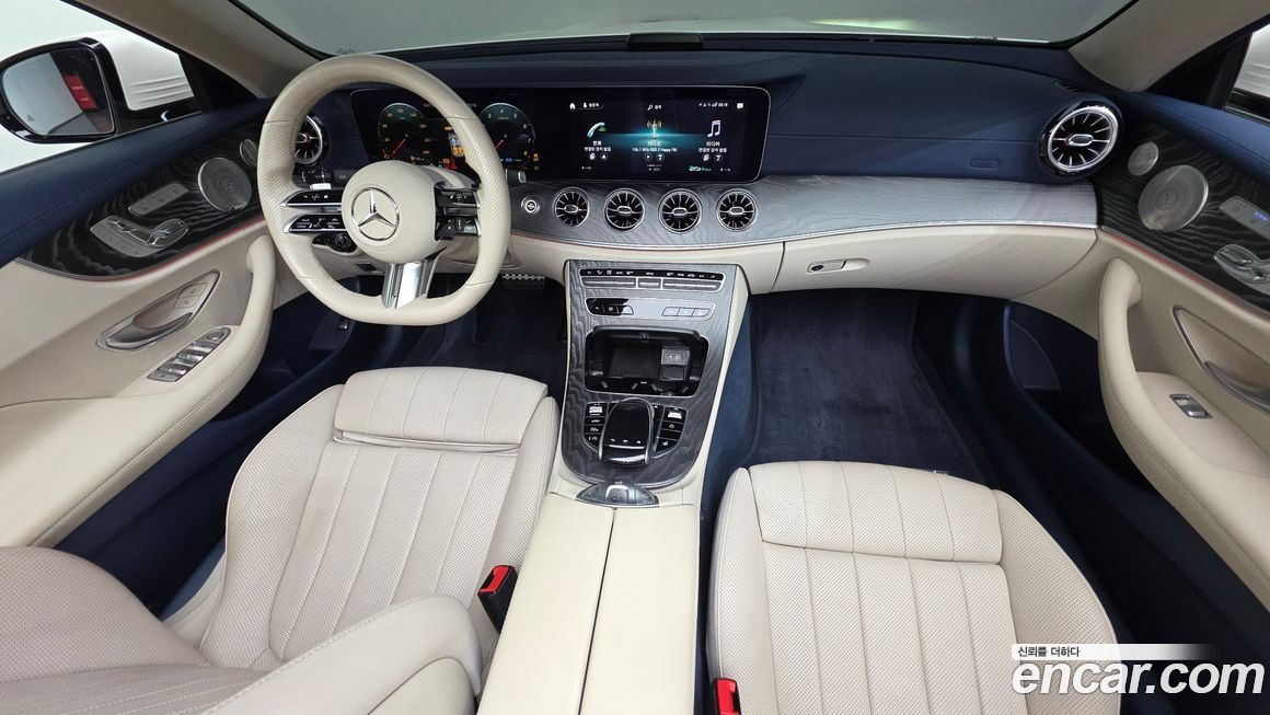 Mercedes-Benz E-Class 2021