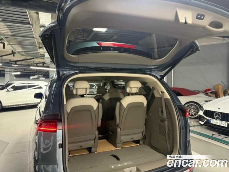 Kia Canival 2021