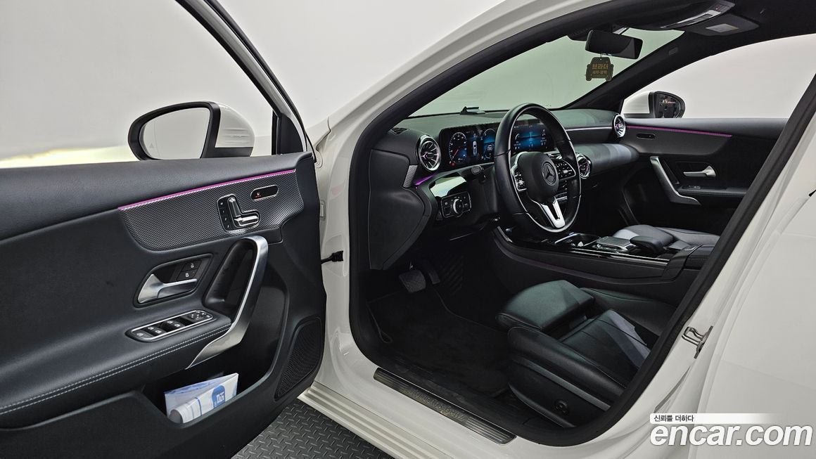 Mercedes-Benz A-Class 2021