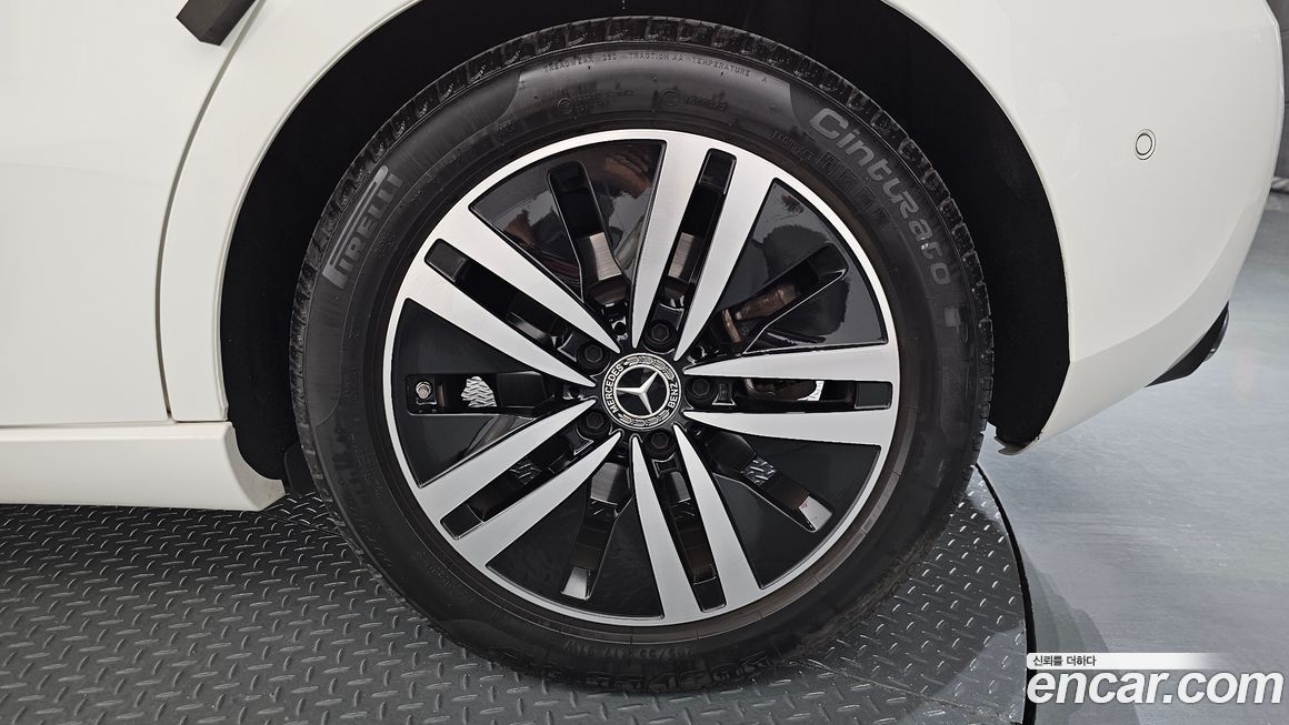 Mercedes-Benz A-Class 2021