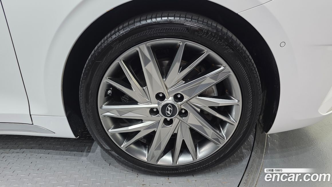 Hyundai Grandeur 2021