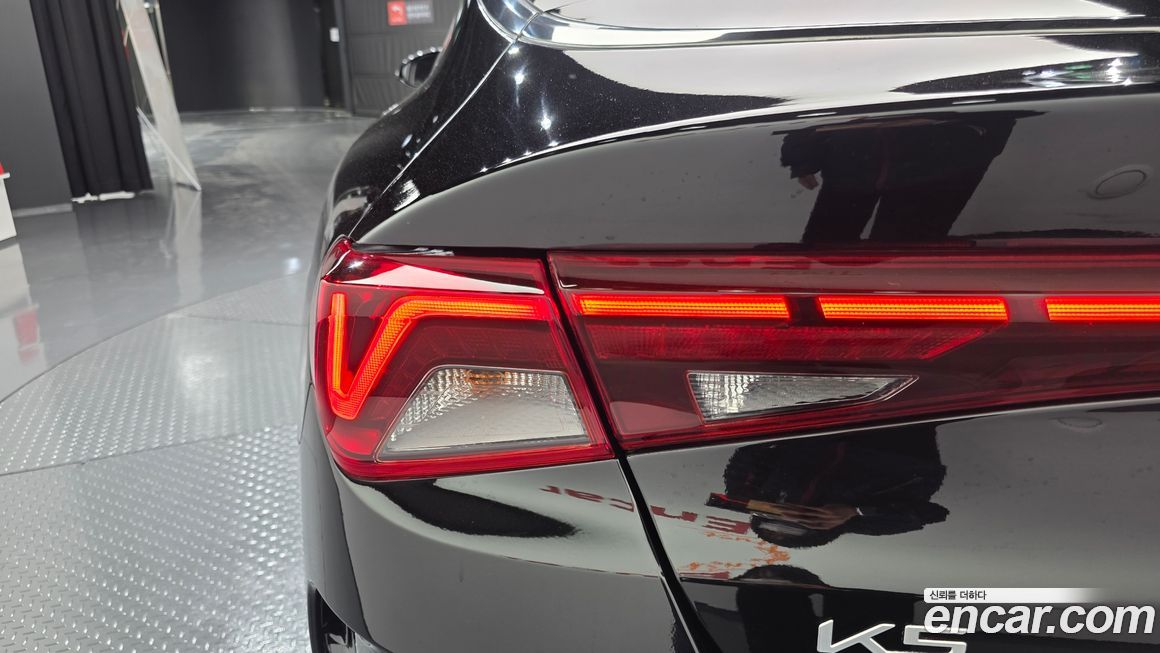 Kia K5 2023
