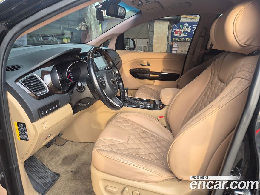 Kia Canival 2020