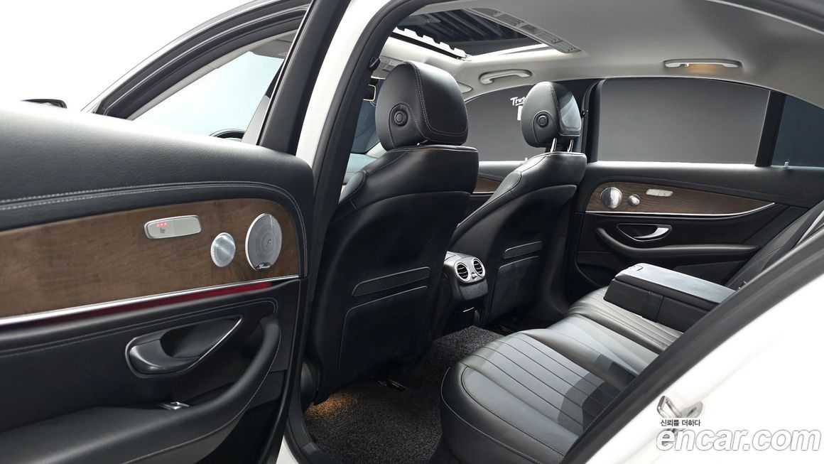 Mercedes-Benz E-Class 2018