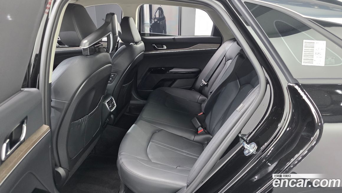 Kia K5 2023