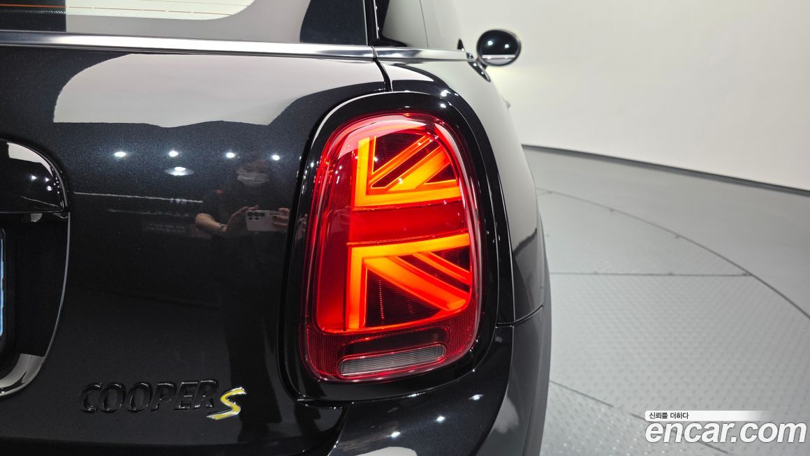 Mini Cooper 2023