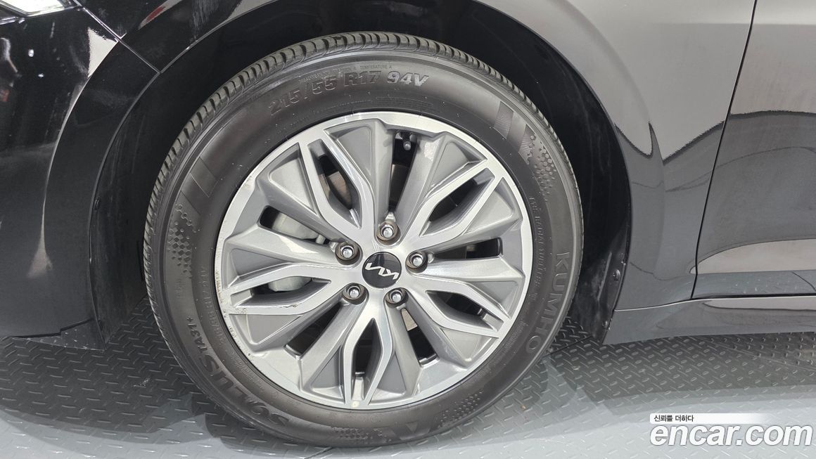 Kia K5 2023